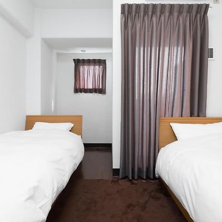 Simple Stay Fuga Shin-Osaka-Kita Kültér fotó